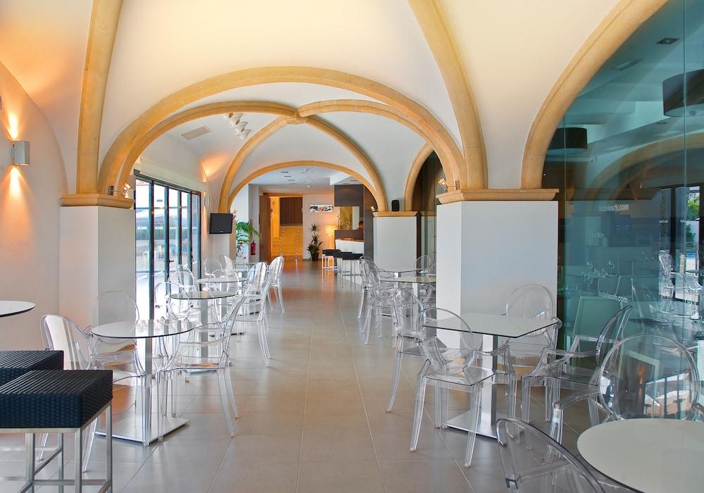 Hotel Rh Portocristo & Wellness Peñíscola Exterior foto